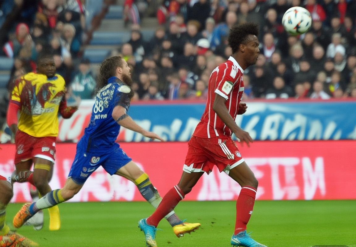 2017德甲经典对决：拜仁慕尼黑VS汉诺威96战术解析与亮点回顾(图3)